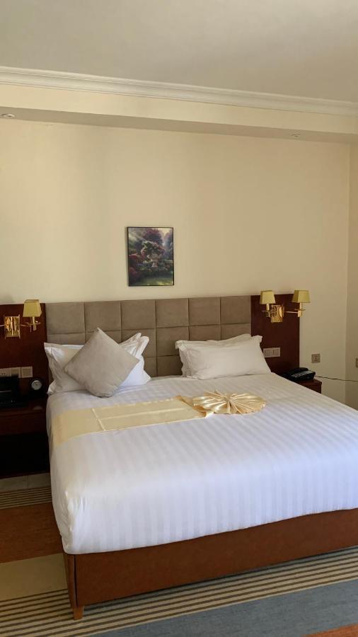 Roseau Hotel And Spa Gonder Extérieur photo